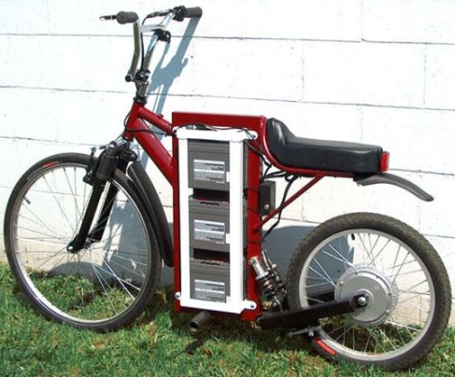 Bike powered by wiggley amps.jpg