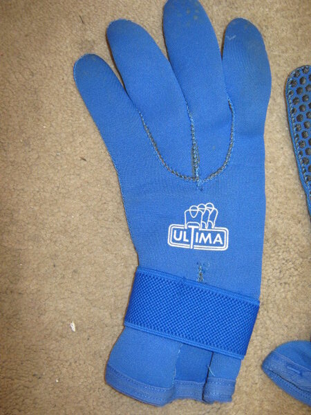 Ultima Gloves,.JPG