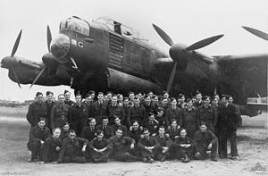 300px-460_Sqn_RAAF_ground_crew_G-George_1944.jpg