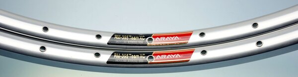 Araya RM-395 Team XC NOS 32h 01.JPG