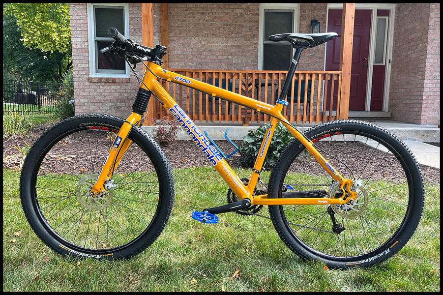 01_cannondale-f700_011.jpg