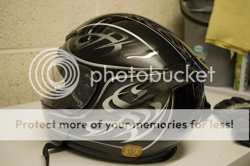 helmet2.jpg