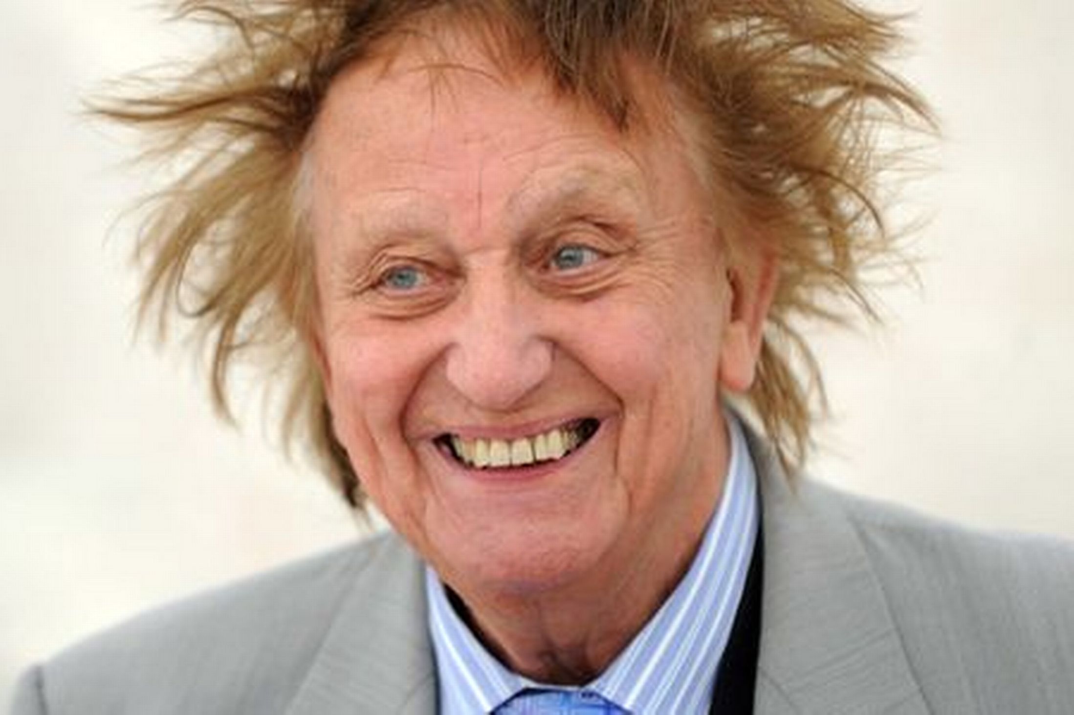 ken-dodd-has-outsold-the-chippendales-309080549.jpg