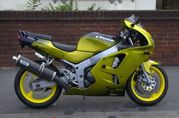 zx6r pic 2.webp