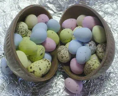 easter_chocegg390x316.webp