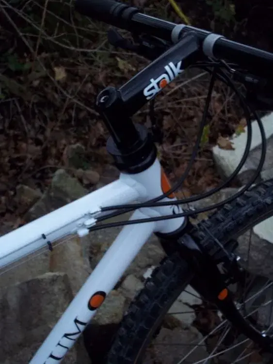 XT HEADSET AND GORRILLA LOCK RING.webp