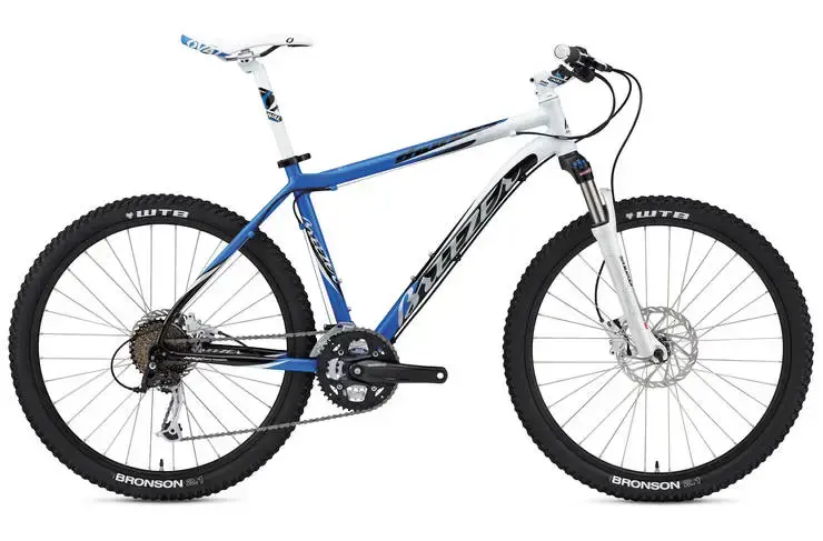 breezer-thunder-sport-2012-mountain-bike.webp