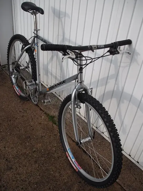 Jussa Orange C16R Pic2.webp