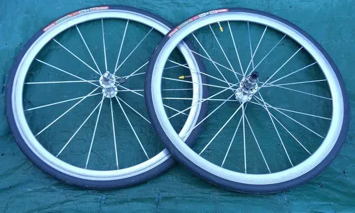 HugiWheels.1.A.webp