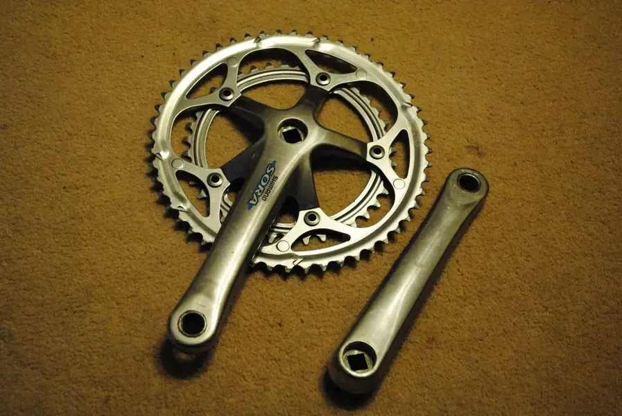 Shimano Sora chainset.webp