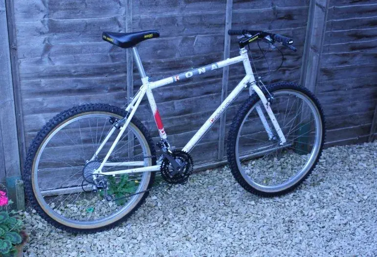 1990 Kona Cinder Cone.webp