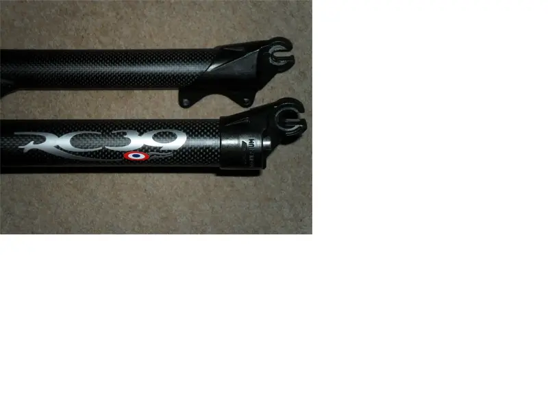 57% Forks - Pace RC39XC 100mm (7).webp