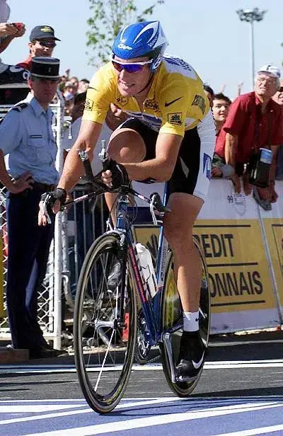 Lance Armstrong Tour de France.webp