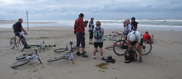 Sand Racing in Holland OWMTBC Style 2010.jpg