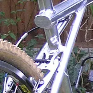 cable routing - v brakes.webp