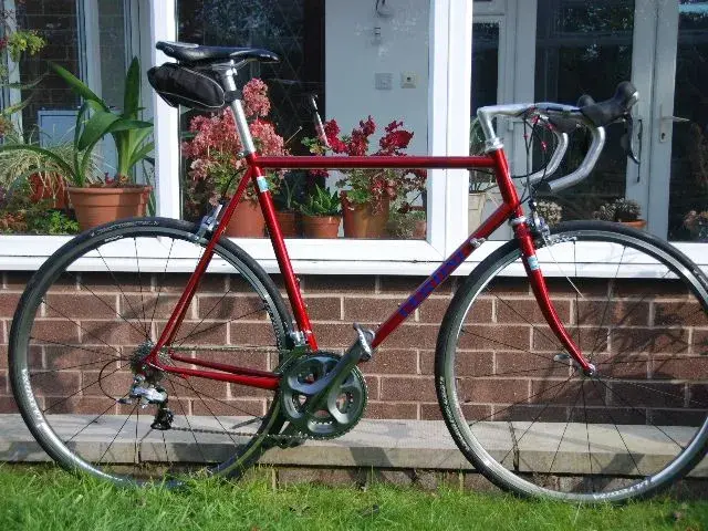 Certini Columbus Genius road bike with Ultegra.webp
