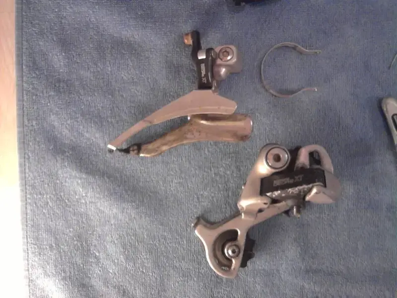 xt groupset 2.webp