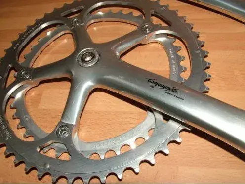 record-crank.webp
