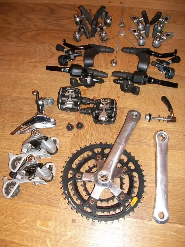 XT-groupset2.webp