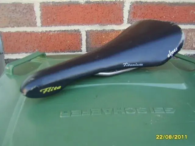 SV200615.webp