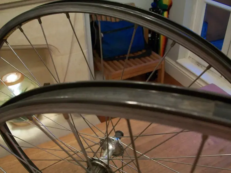 DX-wheelset4.webp