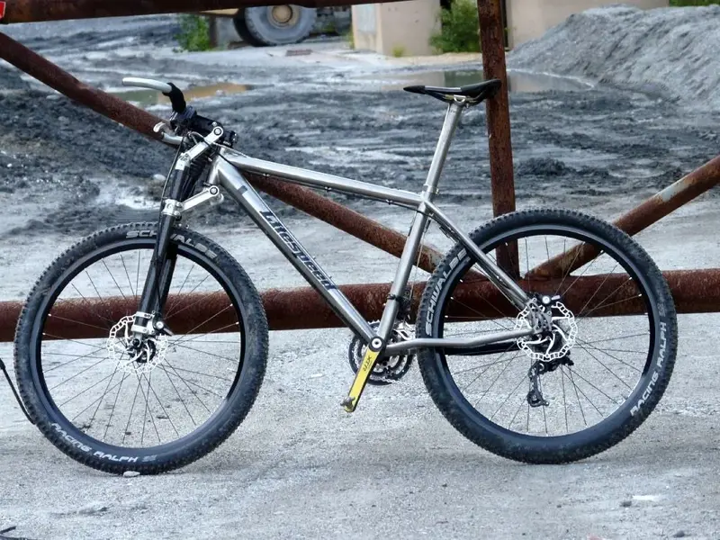 Litespeed Tanasi with Look Fournales Forks.webp