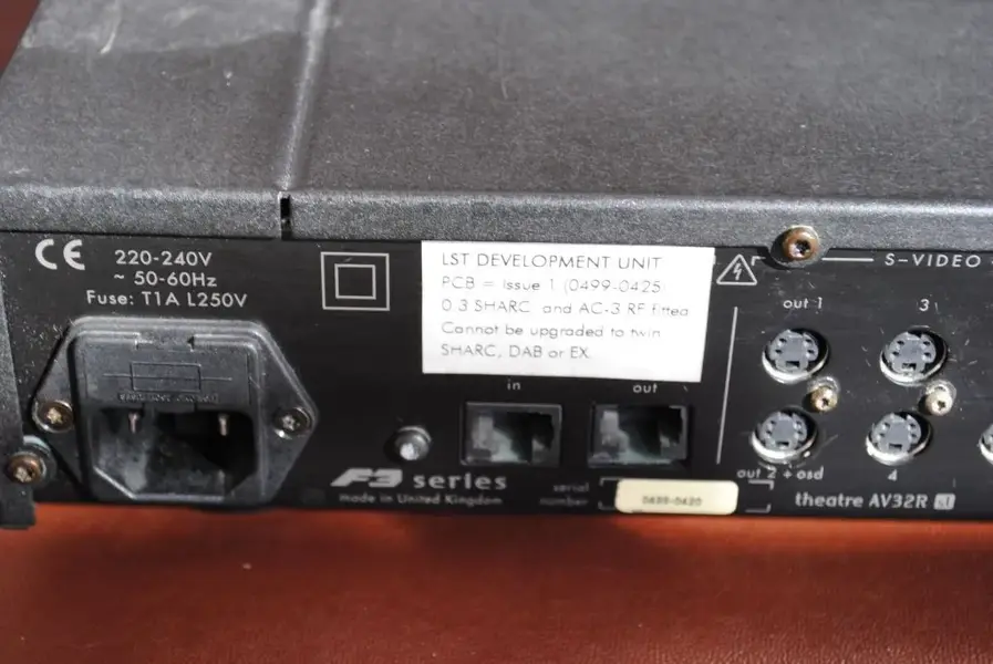 av32r rear.webp