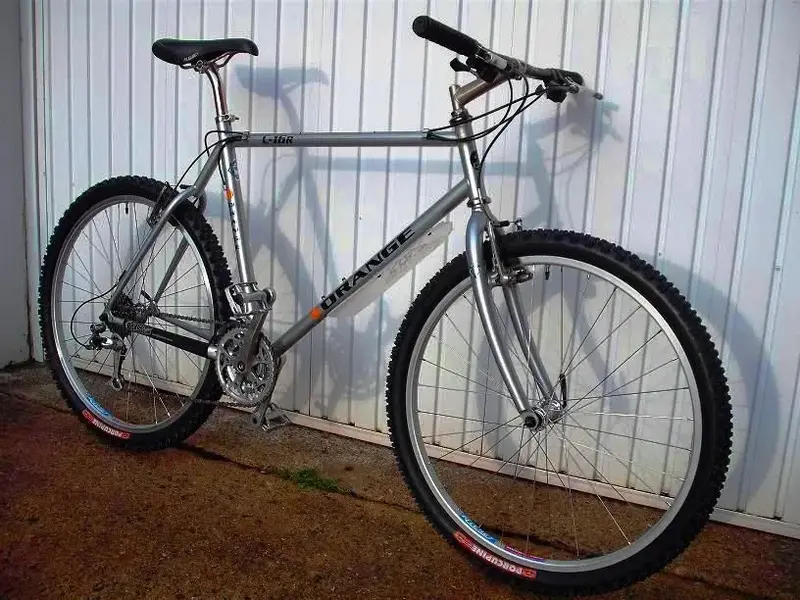 Jussa Orange C16R Pic1.webp