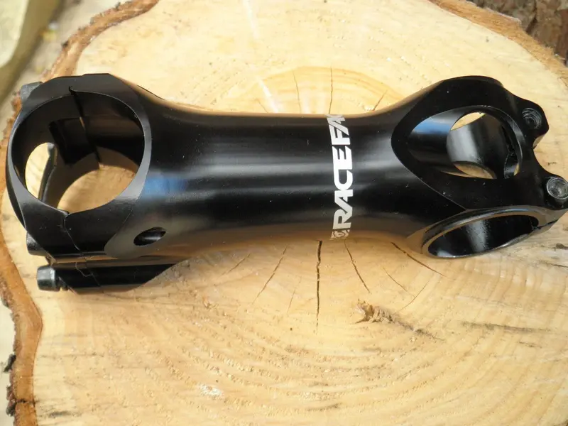 Raceface stem 002.webp