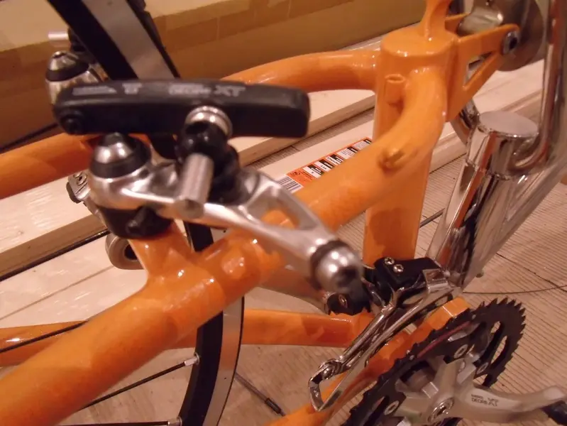 NOS M737 XT Groupset.webp