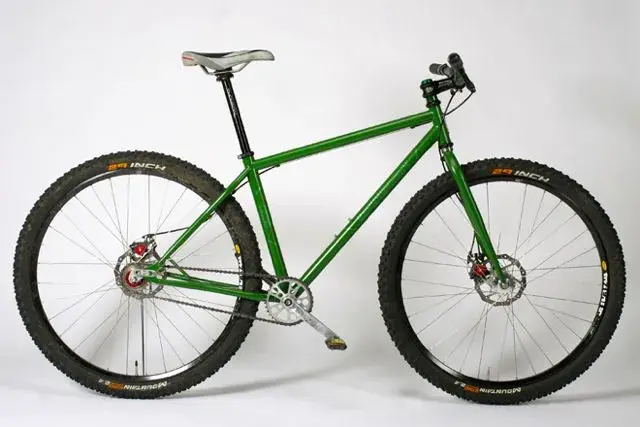 Steel_Deluxe_29er_green.webp