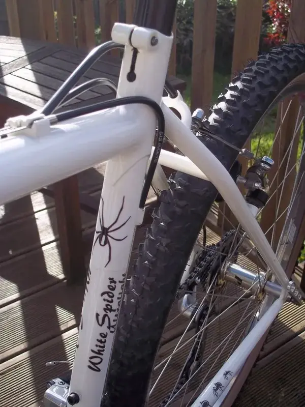 WHITE SPIDER ULTRALIGHT VINTAGE 1991.webp
