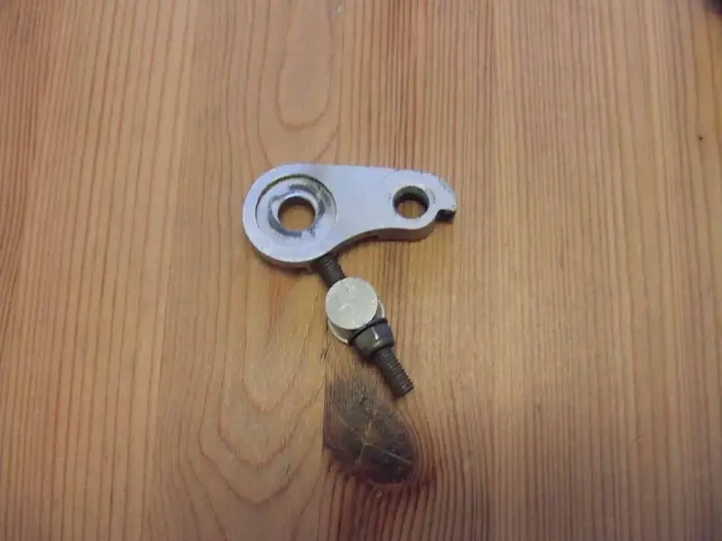 dmr hanger.webp