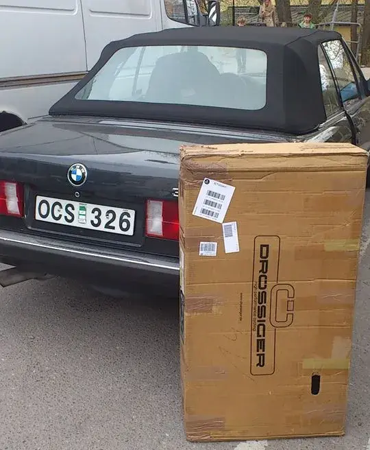 car.webp