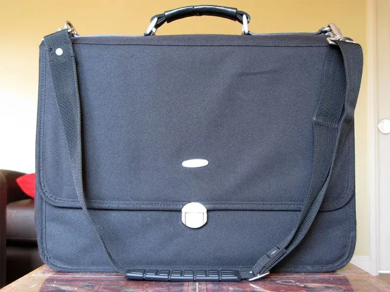 Techair 3101 Laptop Bag 3 RB.webp