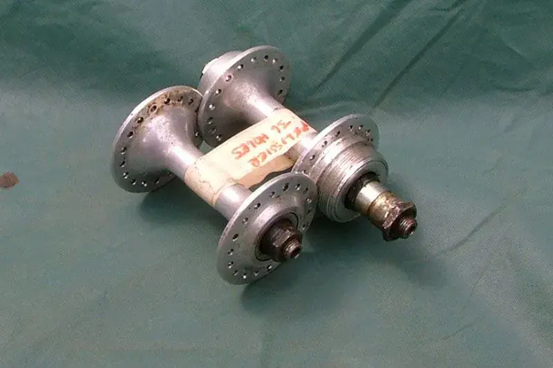 Pelissier Hubs Pair 36.1.A.webp