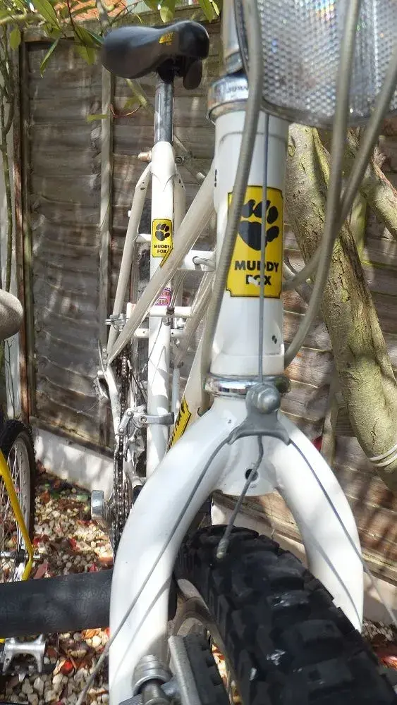 courier head tube.webp