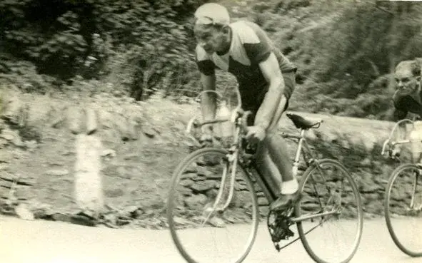 Ernie Clements Arbroath Pursuit 1947 web.webp