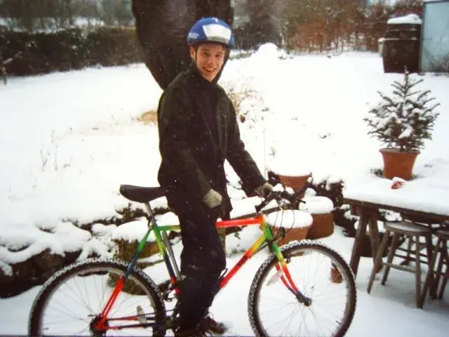 Neon Cinelli.webp