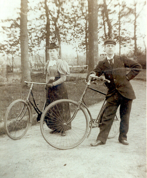 Paula & Jan v.Leeuwen 1896.jpg