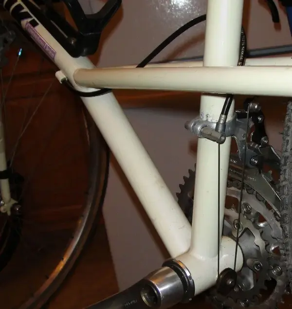 Alien Front Mech Cable 2.webp