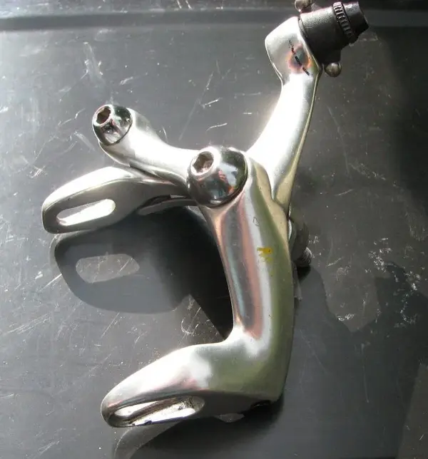 mavic440rear.webp
