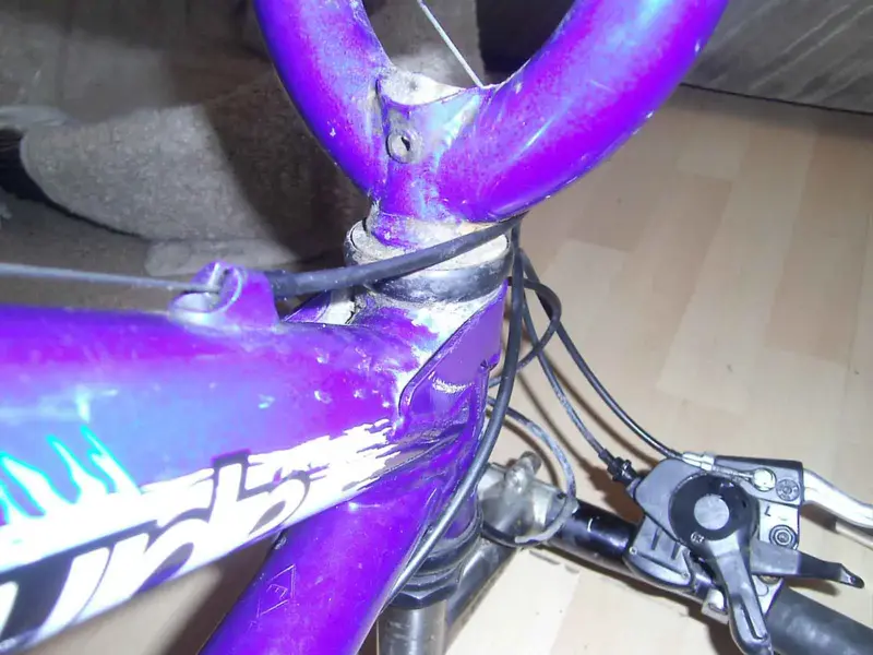 AlpineStarAlMega_CloseUpPhotos (2).webp