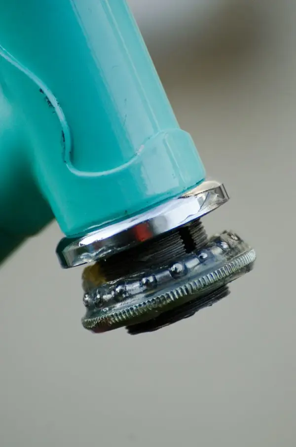 headset-bottom.webp