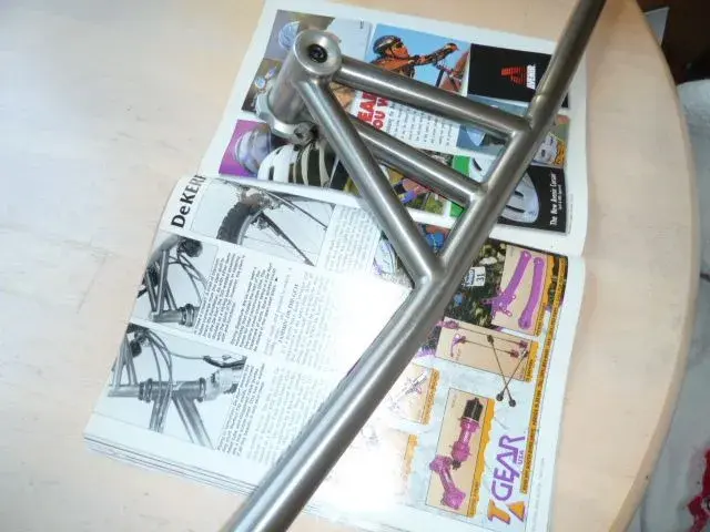 Dekerf Handlebar 001.webp