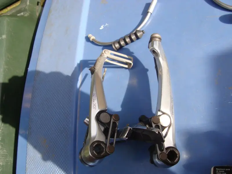 v brakes.webp