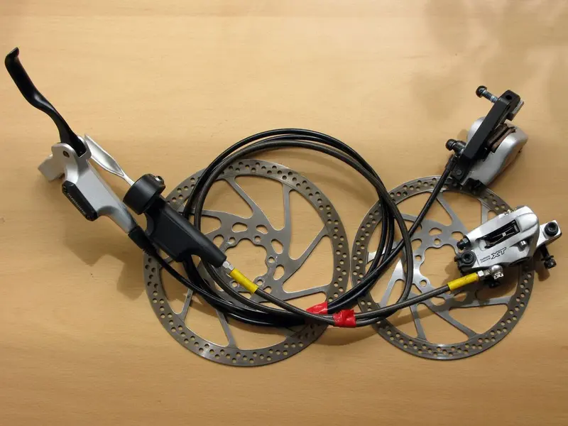 XT Hydraulic Disc Brake Set M756 180 Front 160 Rear.webp