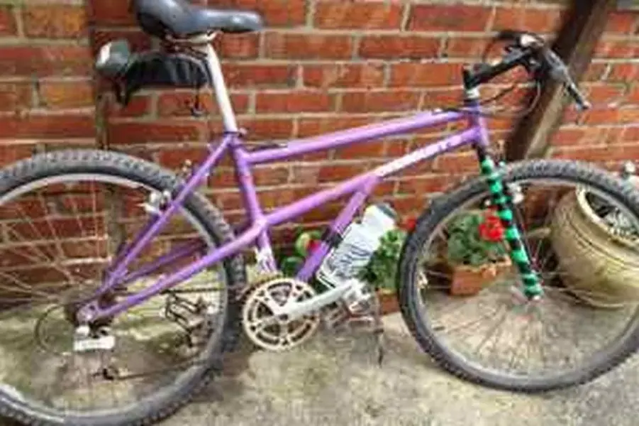 overbury's e-stay.webp