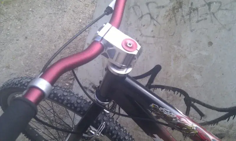 planet x headset.webp