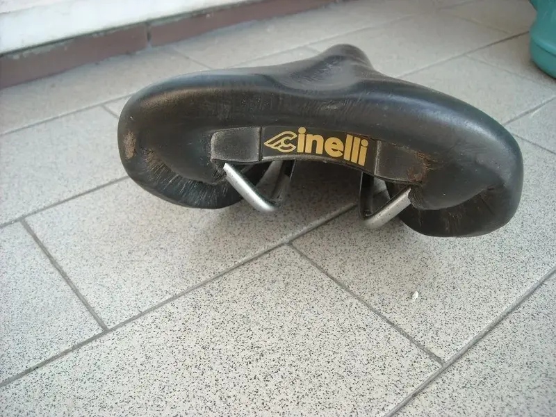 cinelli vertical saddle_05.webp